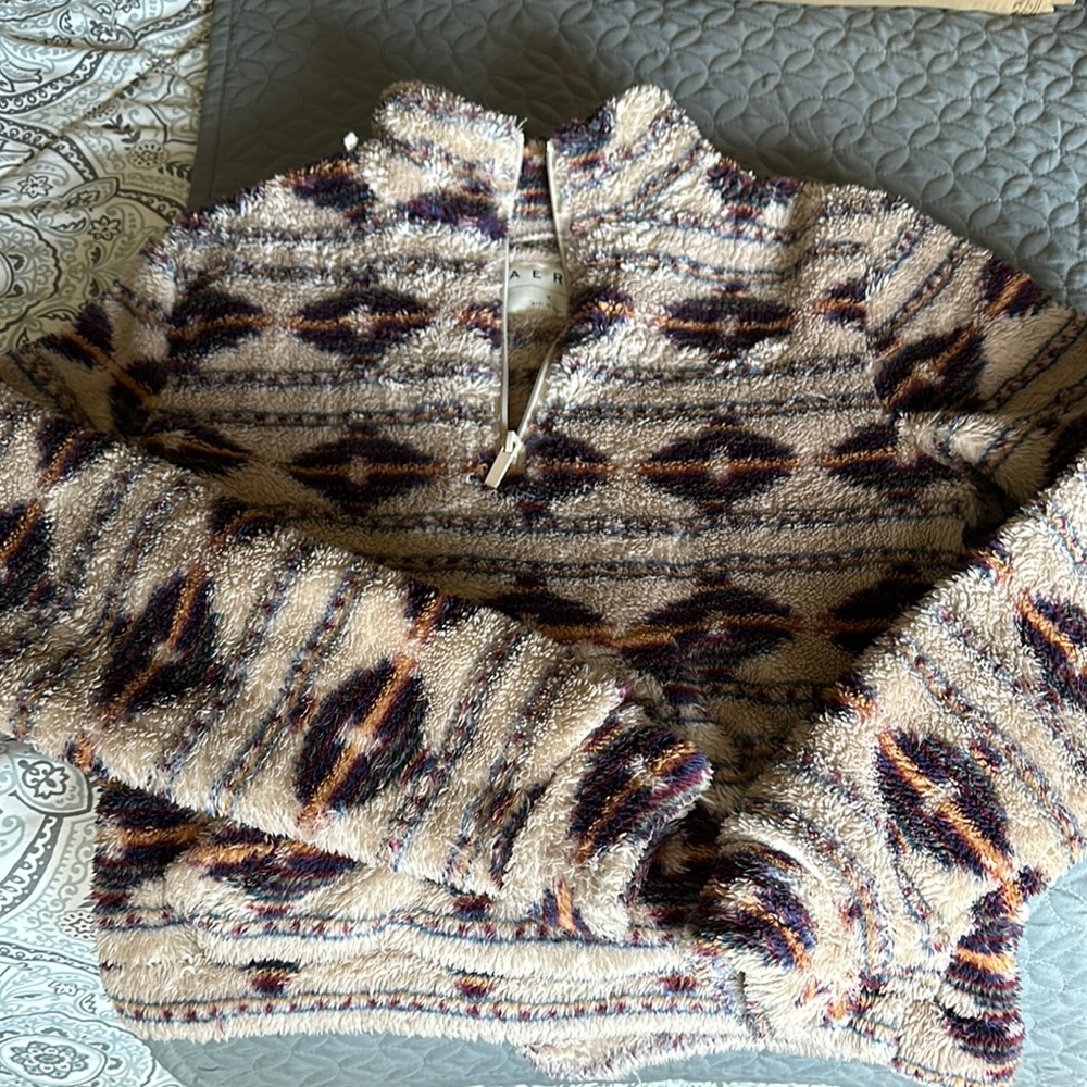 Trendy Patterned Fleece Pullover